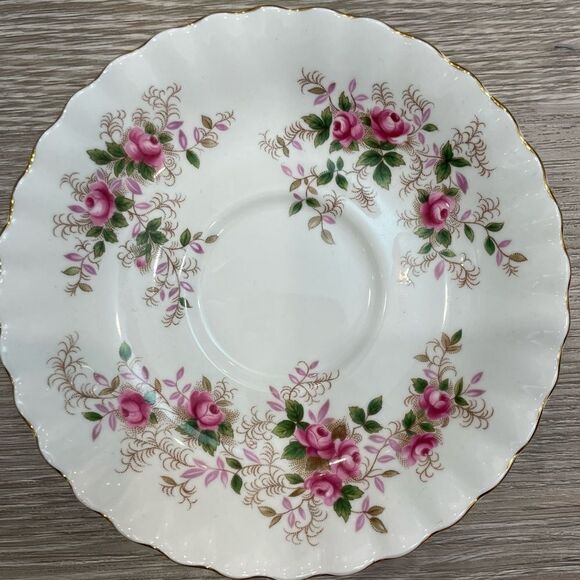 Royal Albert Lavender Rose Teacup Set Pink Roses Afternoon Tea Collectible - Picture 9 of 10